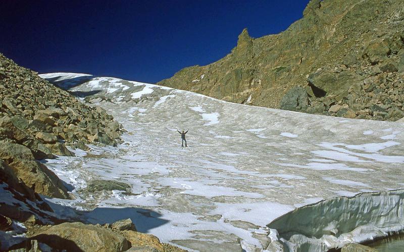 1980-09 Rocky Mtn NP 015 Rick on Glacier.jpg